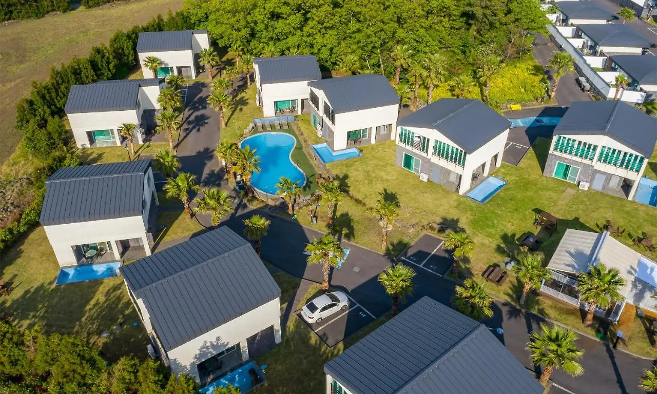 Pool And Villa Sorang Jeju 3*,