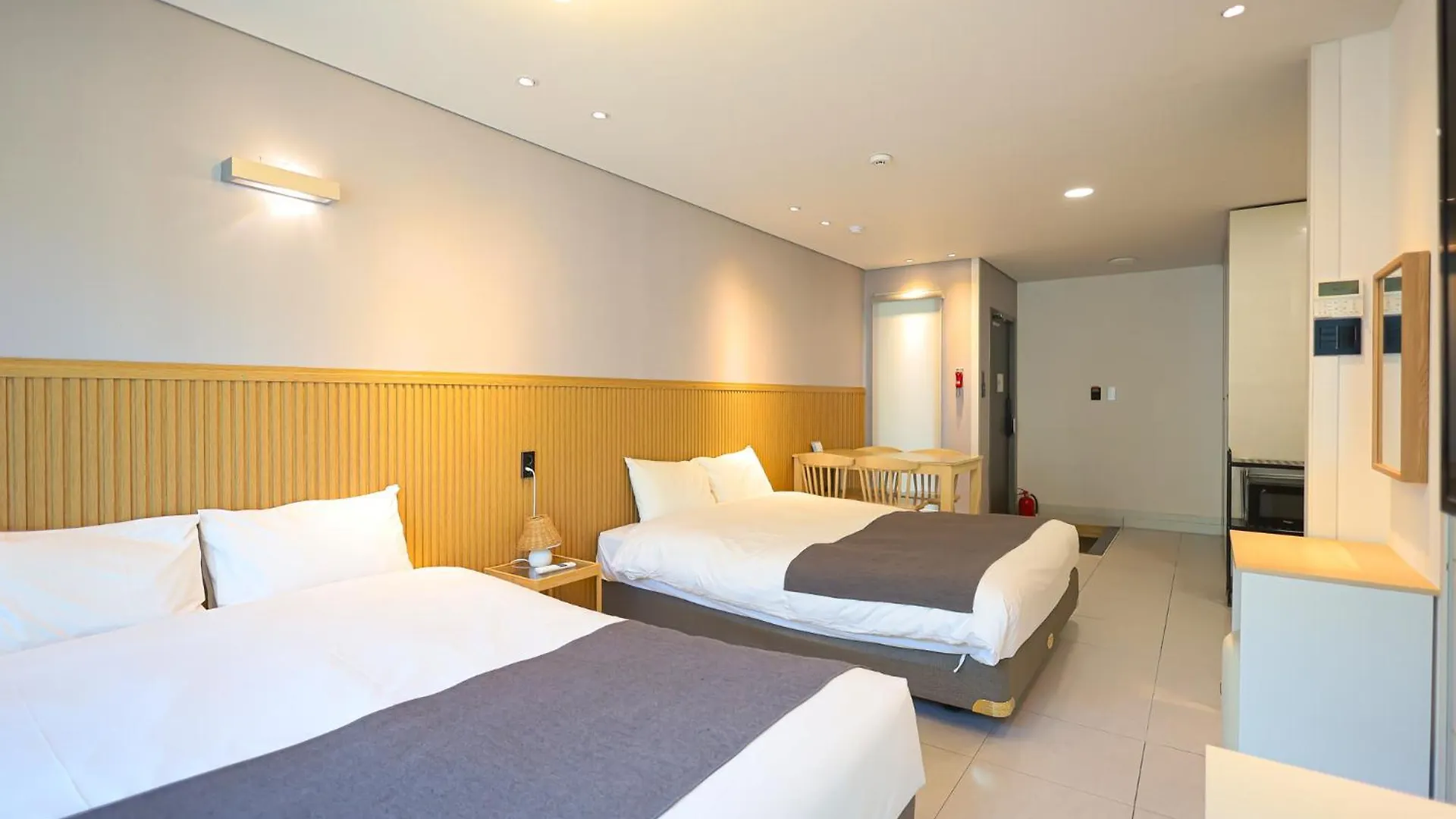 Resort Pool And Villa Sorang Jeju